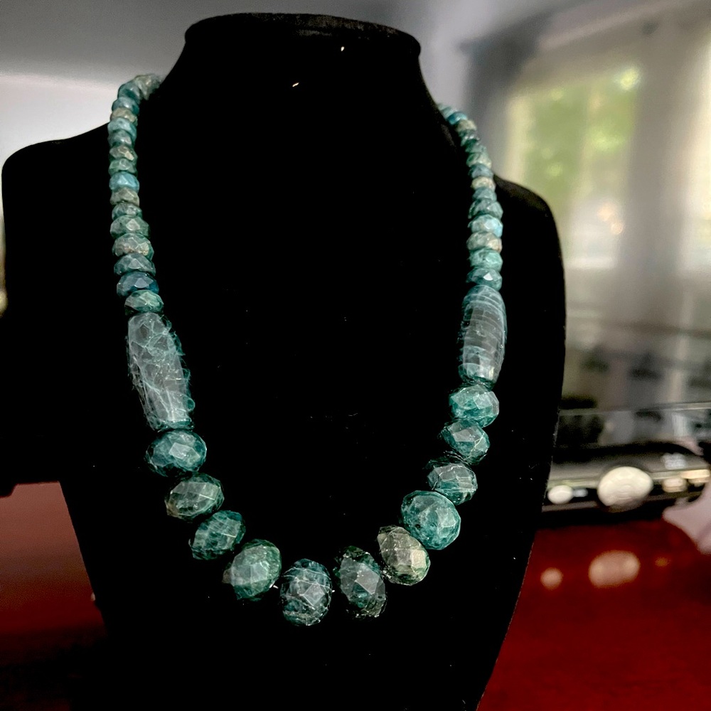 Apatite necklace
